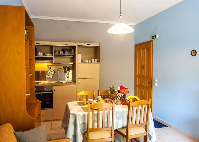 Giorgio Apartament *