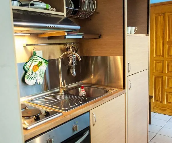 Giorgio Apartament *